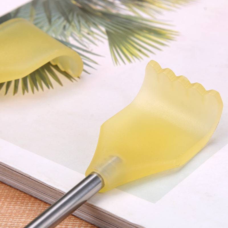Do not want people to itch, scratch the stainless iron grabbing, the old man grab itching artifact to grab the back to massage and scratch it