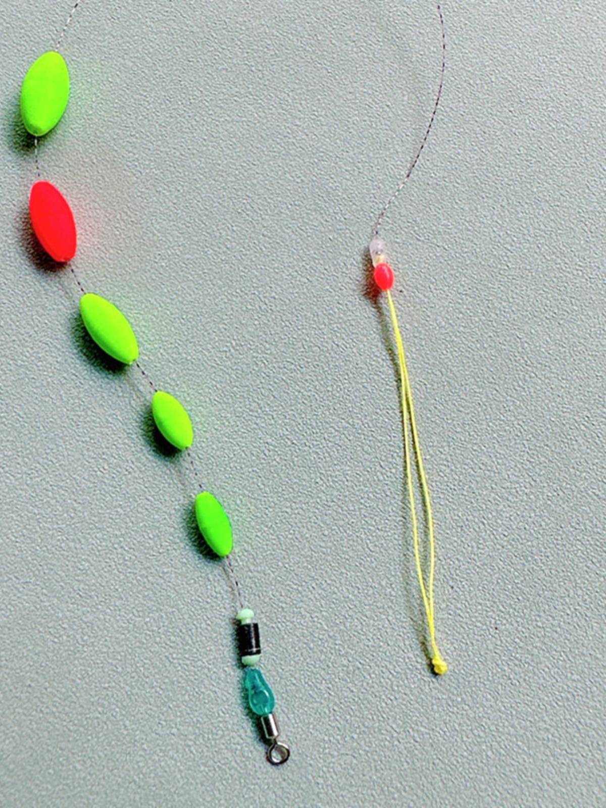 The main line of the financed project of the small subjects flying group hand-picked the spots of spots