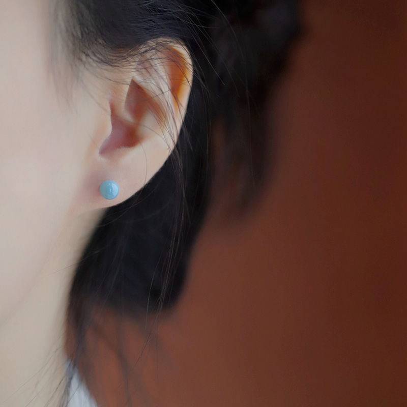 Biological porcelain earrings nourish ear piano, anti -blocking needle, female simple ear needle, small ear stick, sleeping free ear decoration ceramic ear decoration