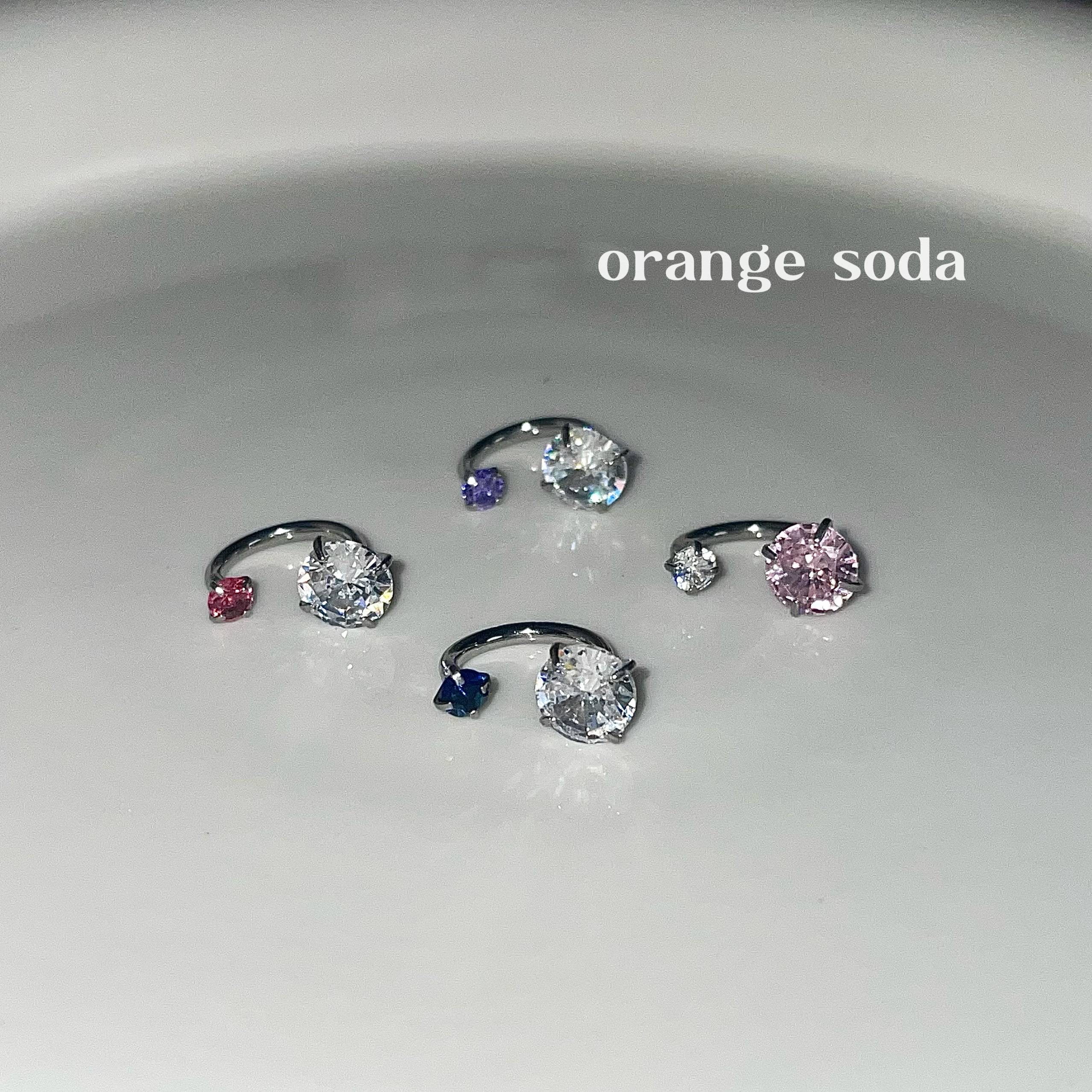 Orangesoda Green Sheep Horse Horses Halper Ear Bone Nail Ring Diamond Steading Jewelry Rough 1.2 Titanium Titanium Steel