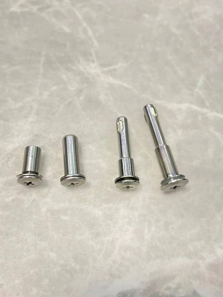 The bottom shaft column of the meat grinding machine bowl, stirring the bottom of the cup, fix the screw nail iron column stainless steel accessories