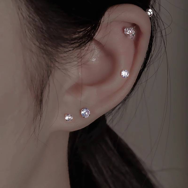 S925 Silver Needle Diamond Screwing Ear Bone Nail Female Super Flash Advantagonal Ear Narut Hit