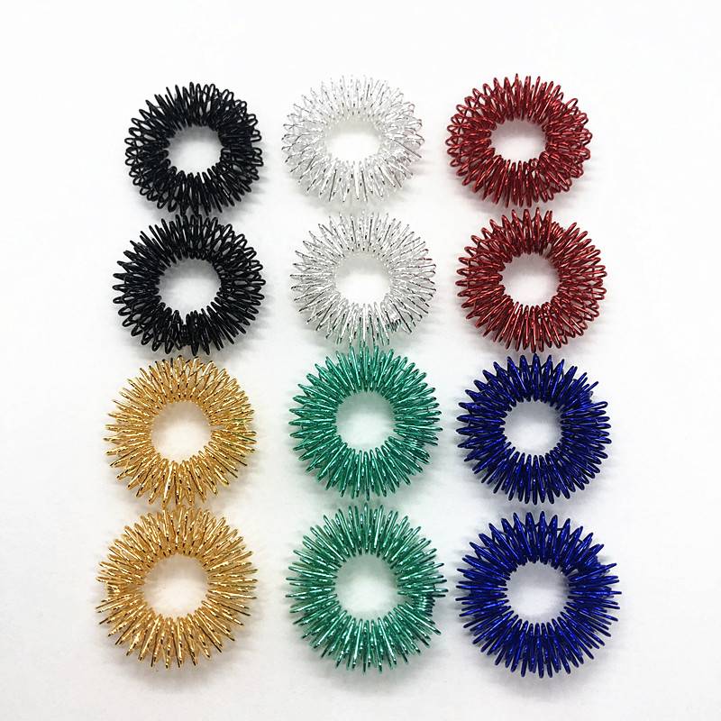 Self -produced mini metal finger massage finger massage ring metal finger massage ring relaxing fingers