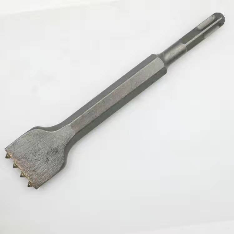 Four teeth for the handle