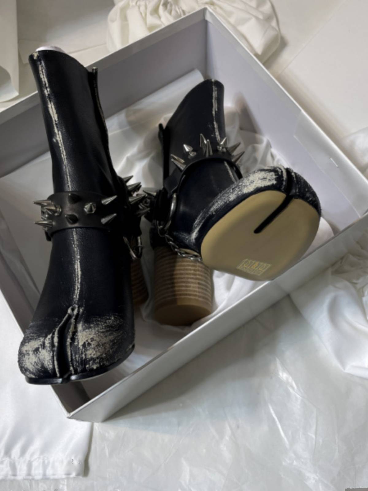 Be the old Magra Rivet Punk Tabi Tabi Smart Shoes Metal Chain Female Horses Horses Horses Jagper, Lamb Gome