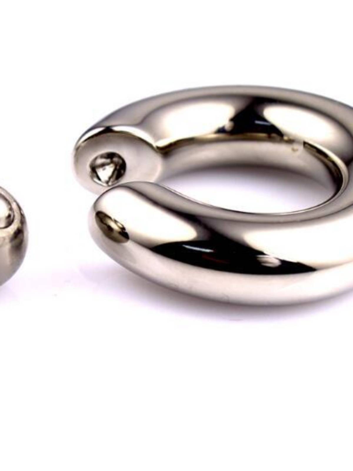 ALLERGIE-PROOF TITANIUM STAINLESS STEEL BCR LARGE-SIZED CARP BALL-RINGED EARRING RING, MOST OFTEN RING PA RING