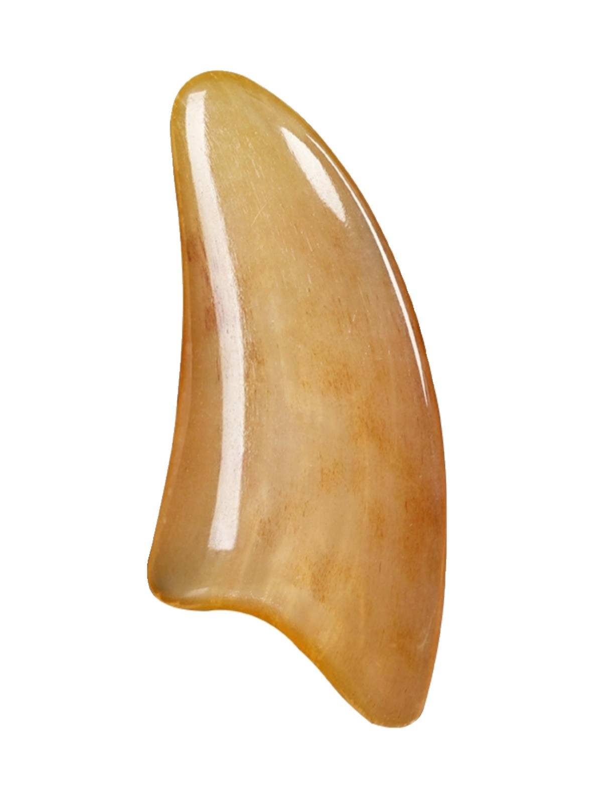 Large old cow horns scrape board women's facial beauty massage facial lift eyebrows and gluten beauty sticks are common in the whole body