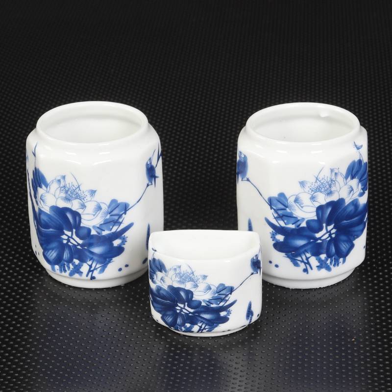 Thrus wax, bird can blue and white suit cup, bird food, Bailing Water Bowl wax, Aibi Ge Ge Ge Ge Geyo Jingdezhen
