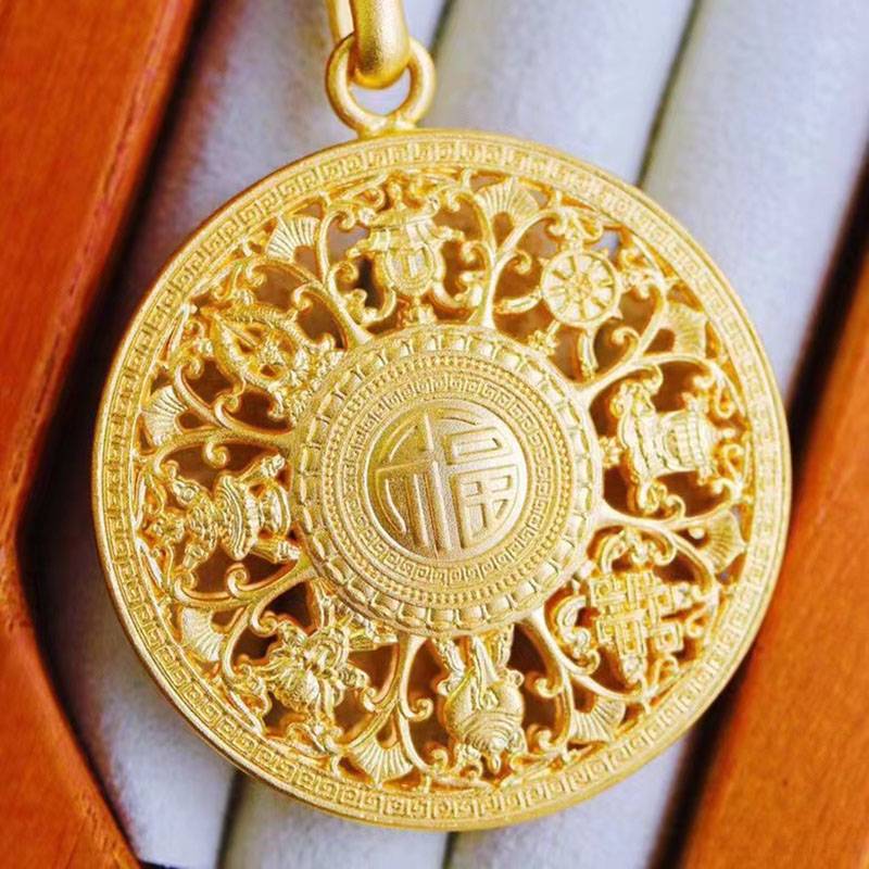Douyin net red explosion ancient method Golden auspicious Babao pendant hollow transportation compass new sweater chain gypsum mold
