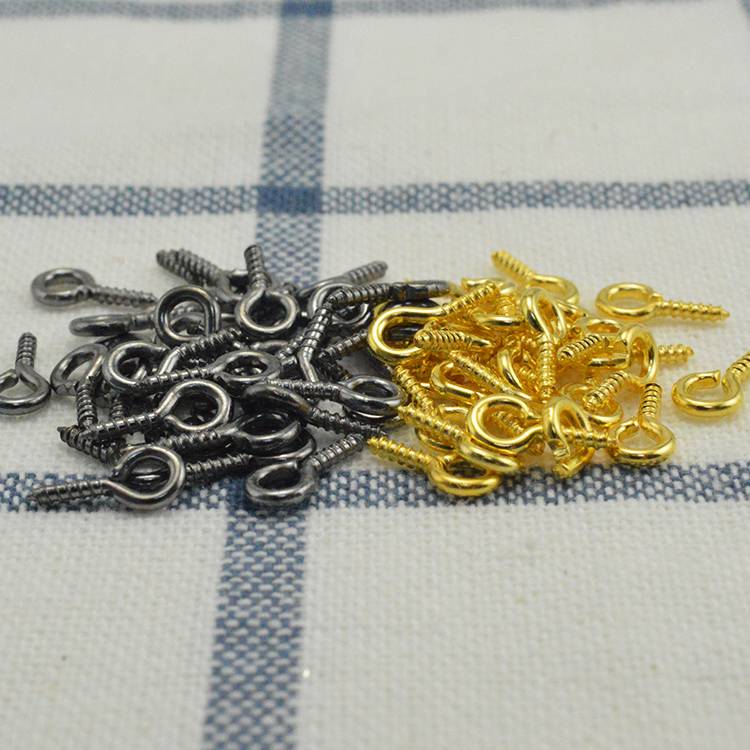 Self -attack sheep eye screw DIY handmade jewelry accessories pearl pendant pendant sheep horns nail keychain hook material