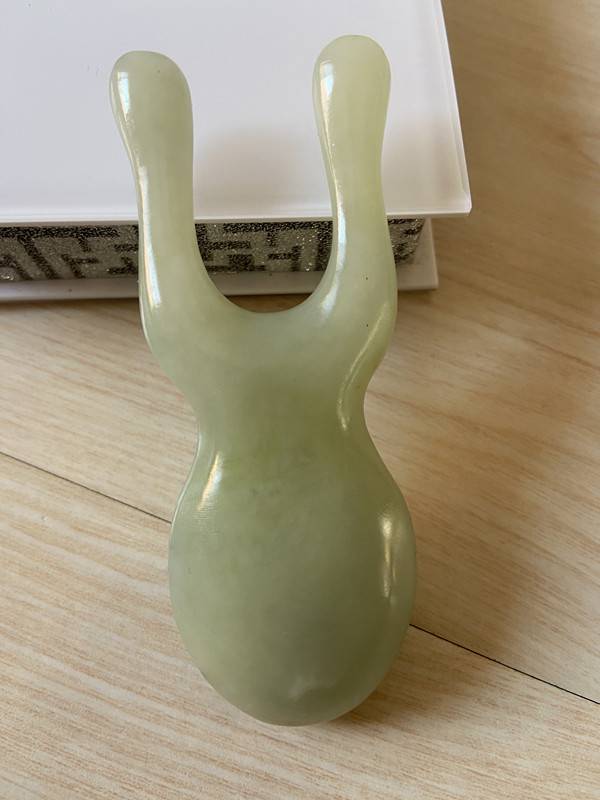A little jade frog