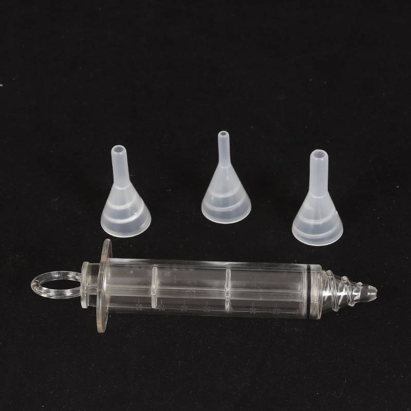The needle syringe chicks feed the venomist, the octopus octopus, and the pigeon feeder
