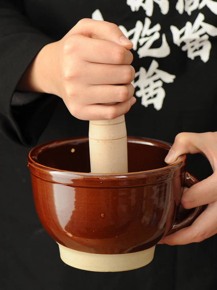 Old -style rough ceramic ceramic garlic mortar to the nest of the nest to pound the garlic stone mortar garlic mud artifact to smash the garlic can