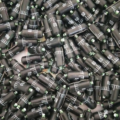 Lined parts of lined-up lead-bulk, soft-heart, fast-to-line lead-free fishing gear