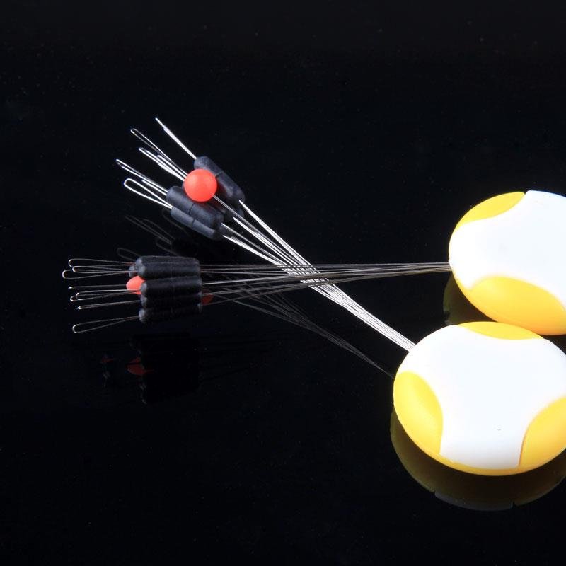 Remy's 7+1 race in space, black cylindrical rubber and bean-lined gears for fishing