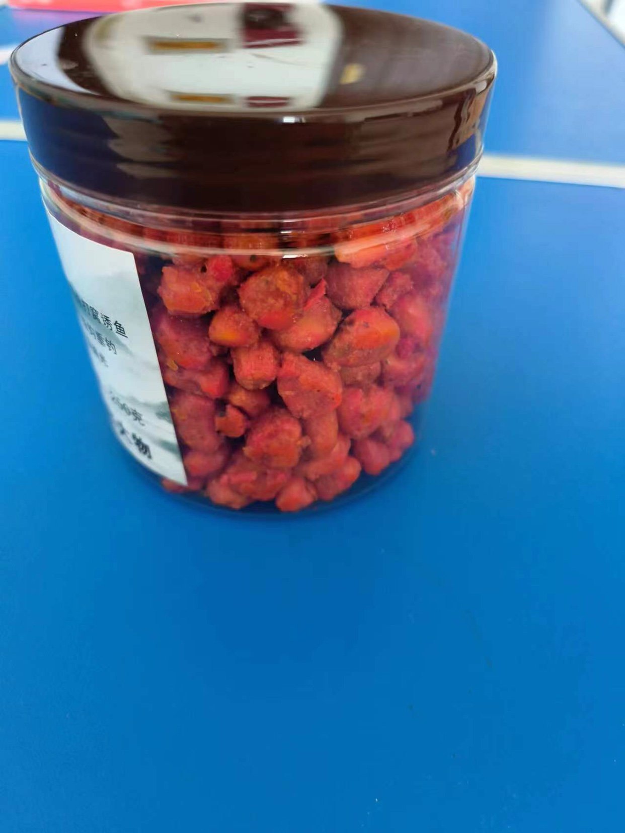 Secret corn grains of old-fashioned black pits, bait against small fish and big carp bait, 250 grams