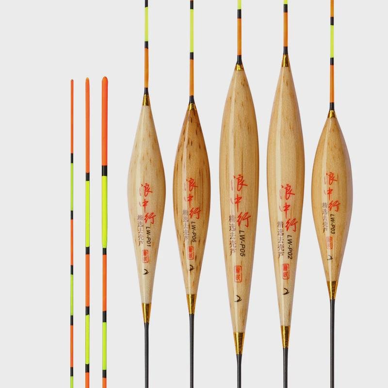 The spicy carbonated reed floats against the current wind and the short-legged fish floats