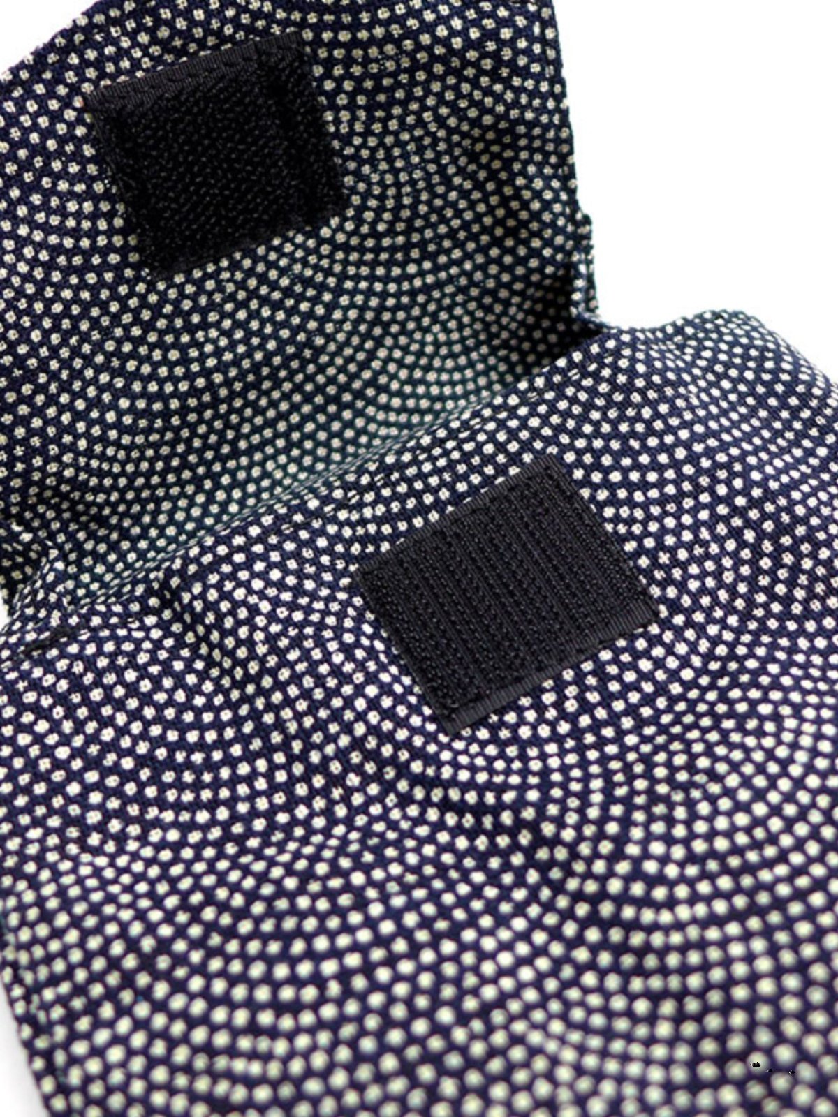 COOL FISHNETS, JAPANESE GOLD GILLS, SUB-BOXES, PROTECTION OF BAGS, GOLD HULLS, GOLD GUACAMOLE, AND HERA