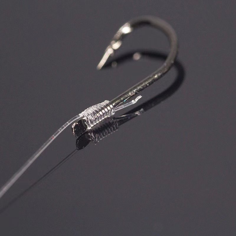 Wearing a sub-lined double-coated hook with a double-coeded Ignanie Bean with a hook with a gear kit for stinging fish hooks