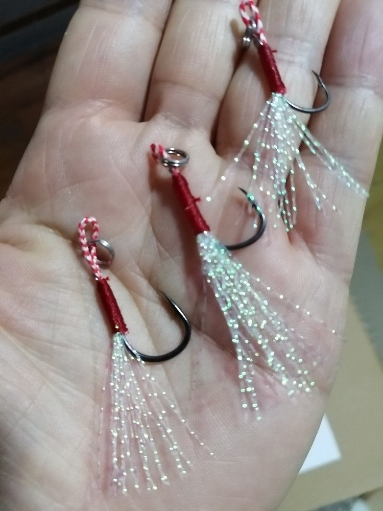 15 #-8 # has a peg with a chore with a colored, black nickel poaching for fresh water