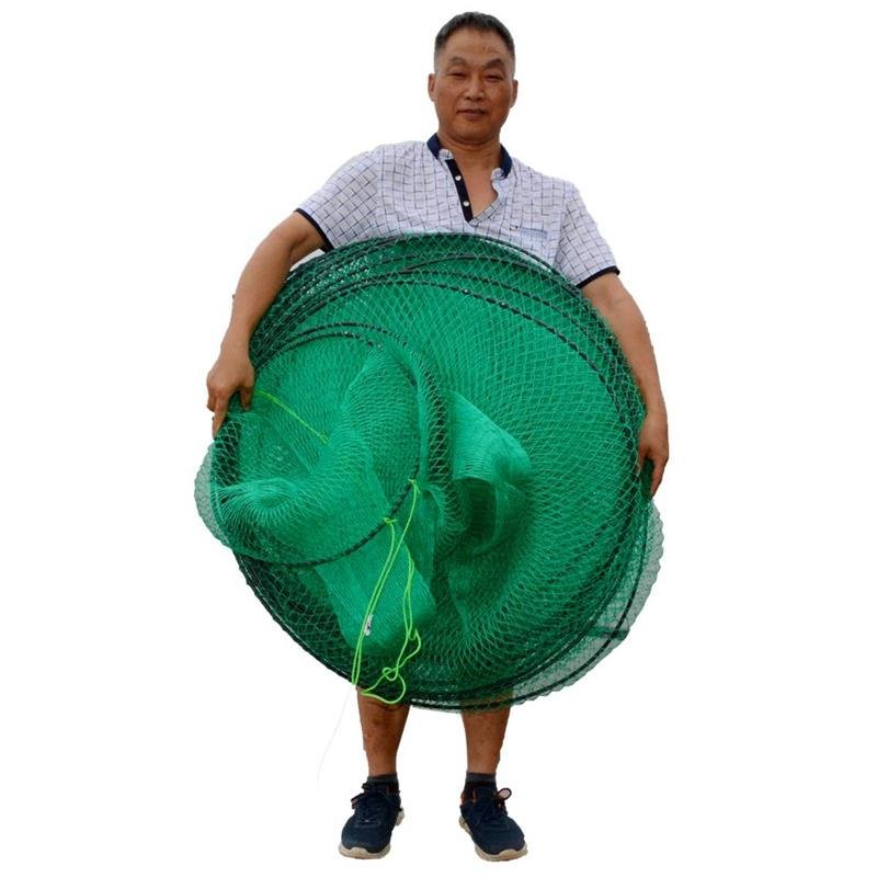 A hand-weaved fishing net with a long, super-massive fish can fold a black-pit fish net and build a coarse nylon