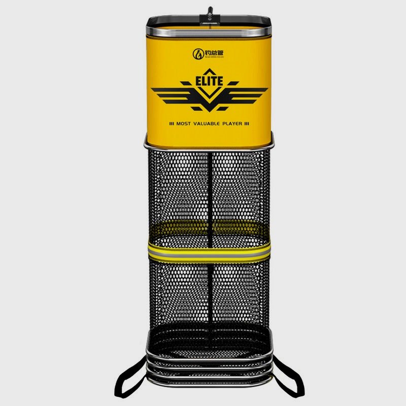 Wearing rubber-coated fishing nets with a portable mini-cube-resistant dry cage