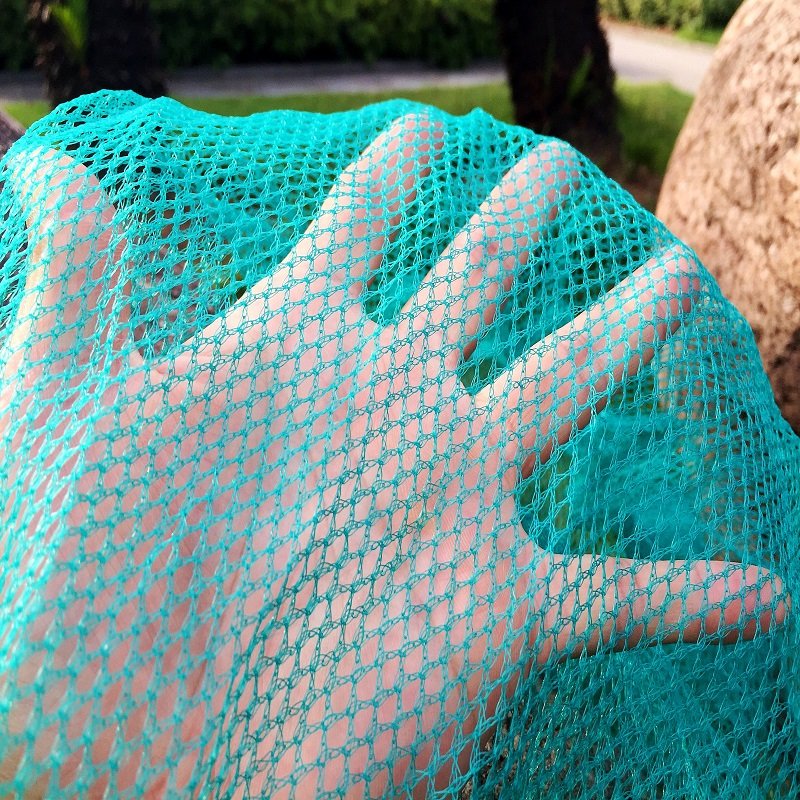 Little fishnets with little eyes, net-covered fishnets with a crab bag of eggs and fruit nets for fishing gear