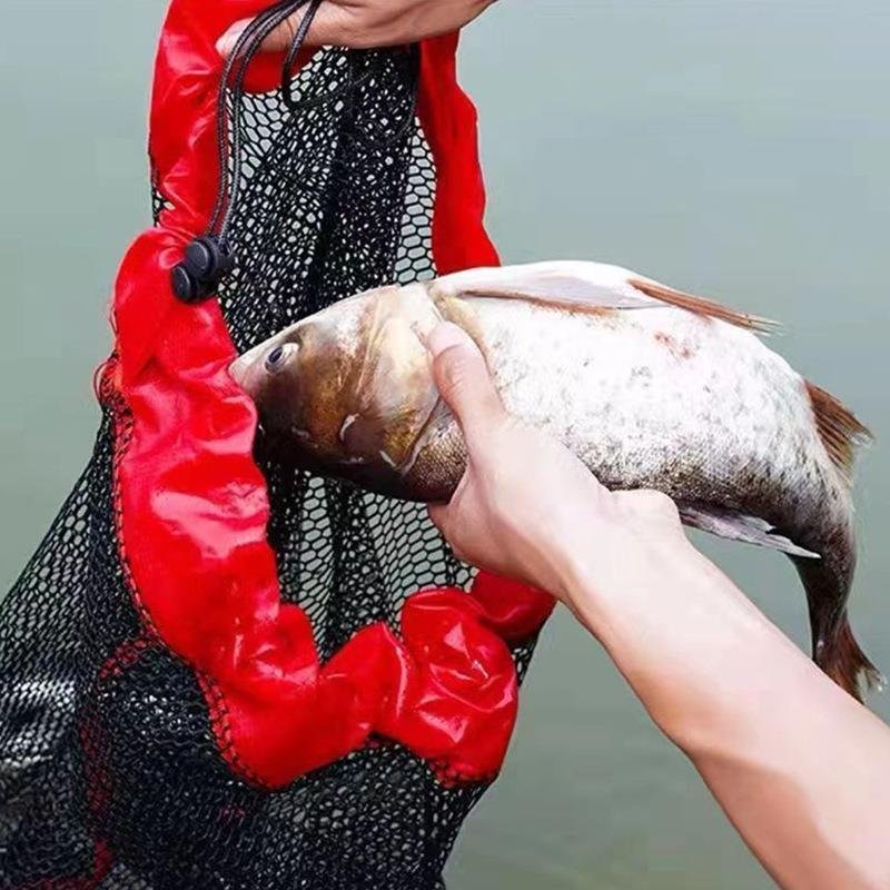 Crabs can be used with a geled-eat net for wild fishing