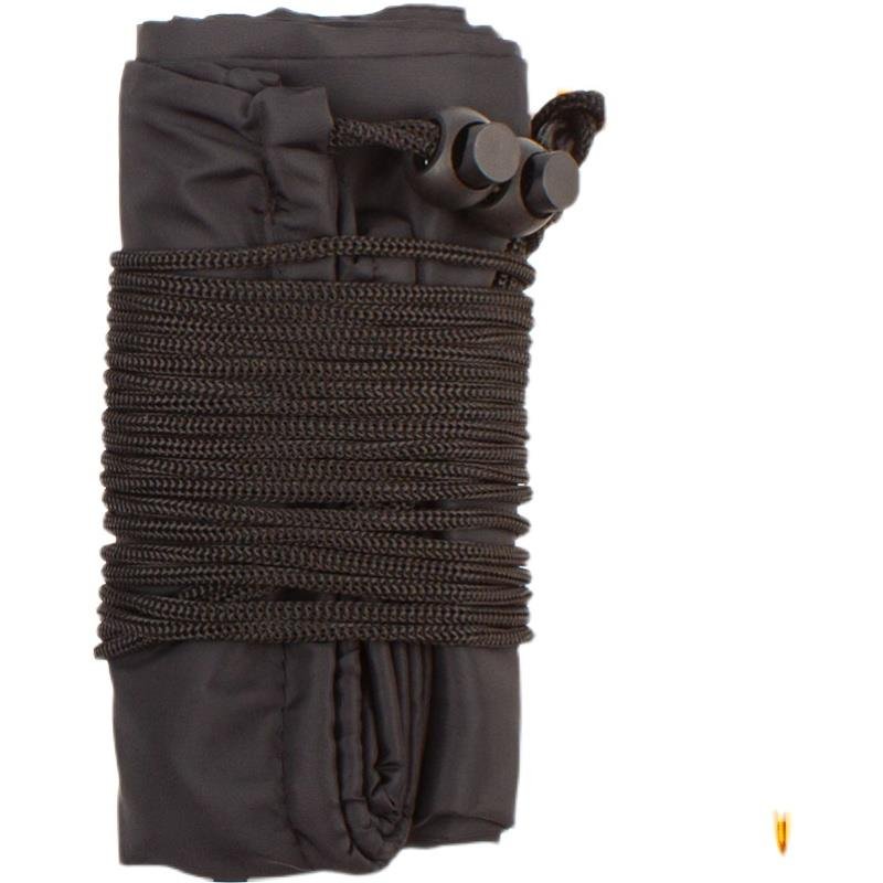 The bag of live fish is folded with a gourmet for small fish nets