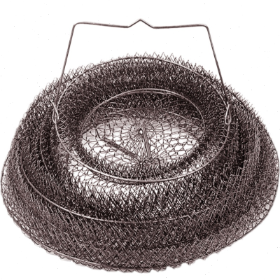 The steel silkfish is protected from the folding of the adjoining fish