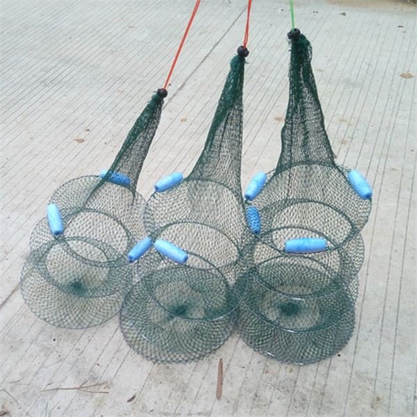 Three Floating Float Seafishers fishing for a fishing pool, and a duct-wireed fish