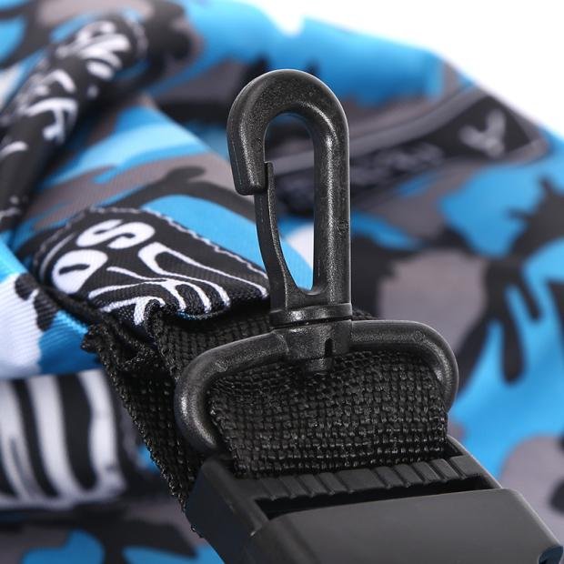 A fish bag with a thick, grind-resistible fish bag and a hand to fold a fish bag and a fish bag