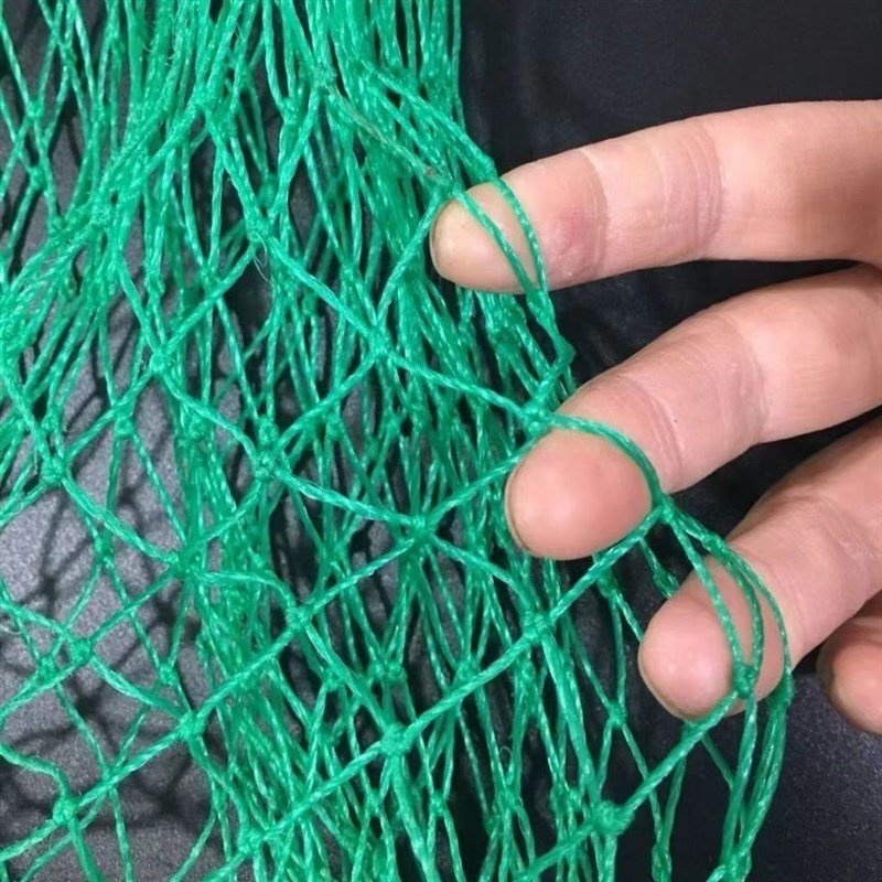 A fishing net full of bilges for portable beams