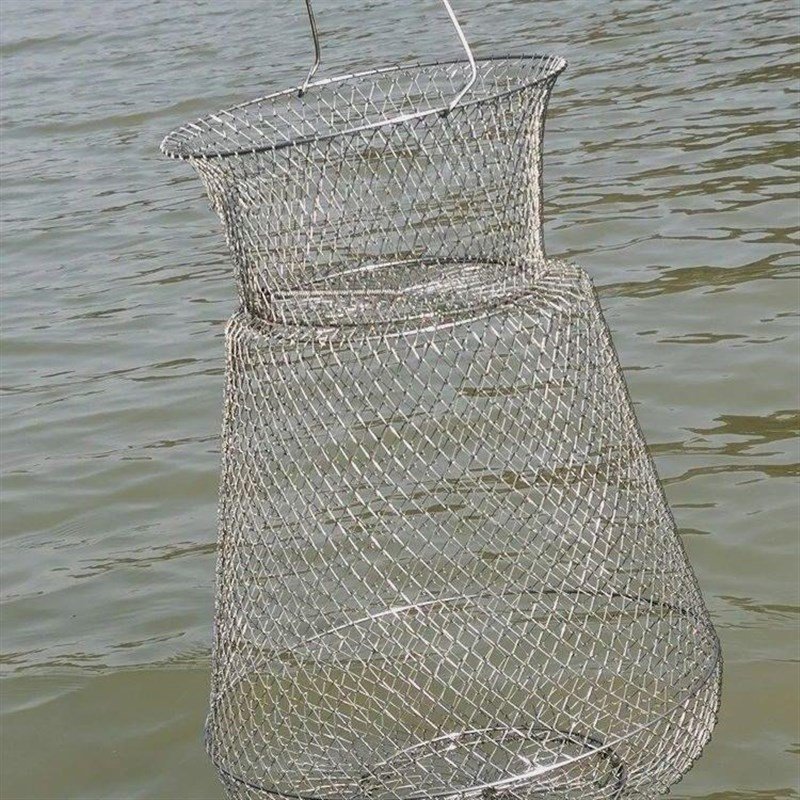 with 304 stainless steel fish to guard against the folding of fish on the leash, we'll take the net across the river to catch the stinger stream