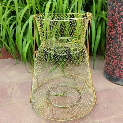 Folding of steel-coated fish nets and fish-coated metal stainless steel-coated fish cages