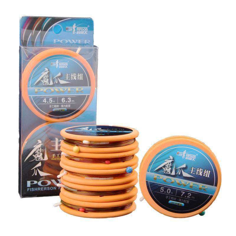 The fisherman's ghost claws tied to the line, and the fisher's full-of-the-mart, pull-and-fish line main line, ready to go