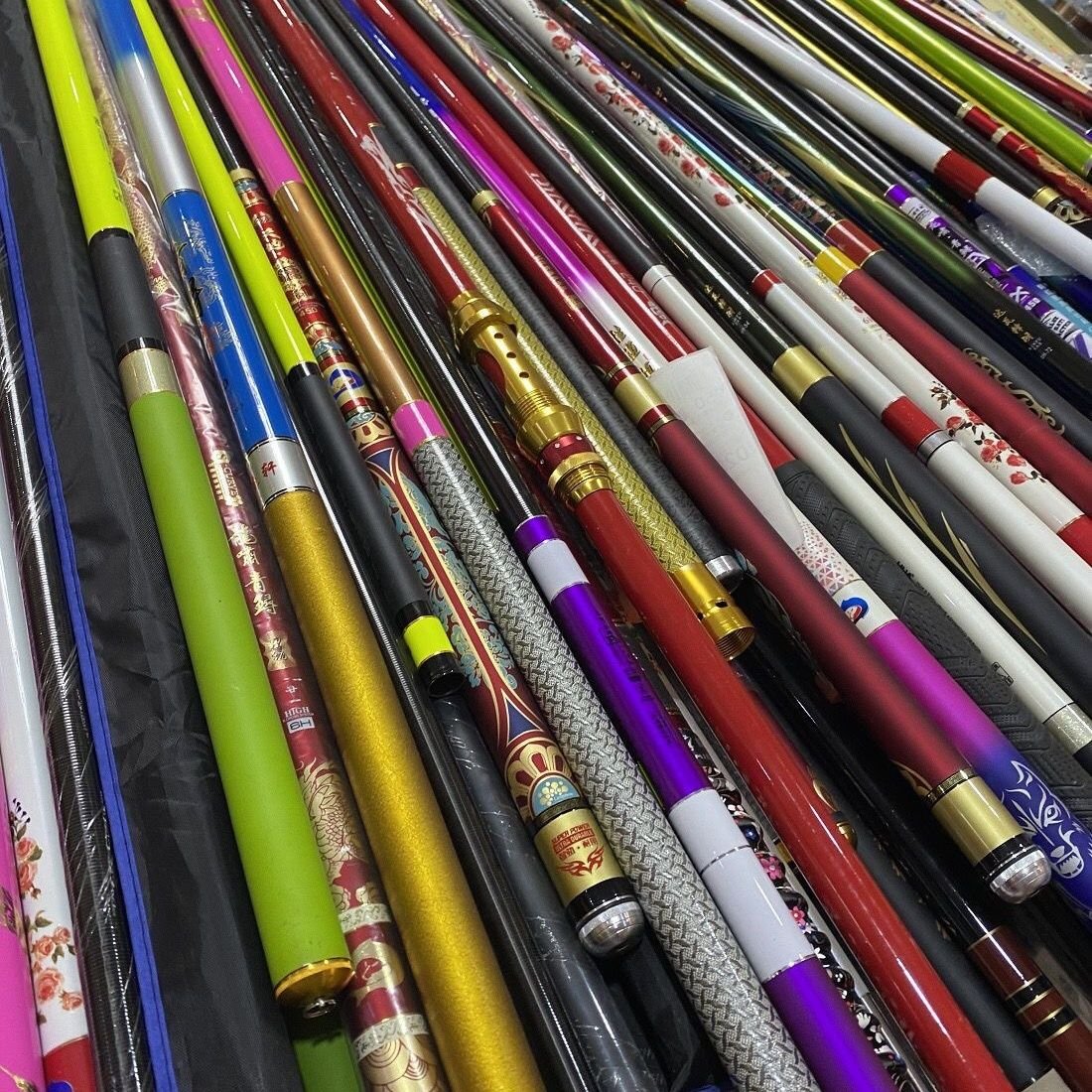 Han Ding's inventory was cleared for random shipments of broken rods