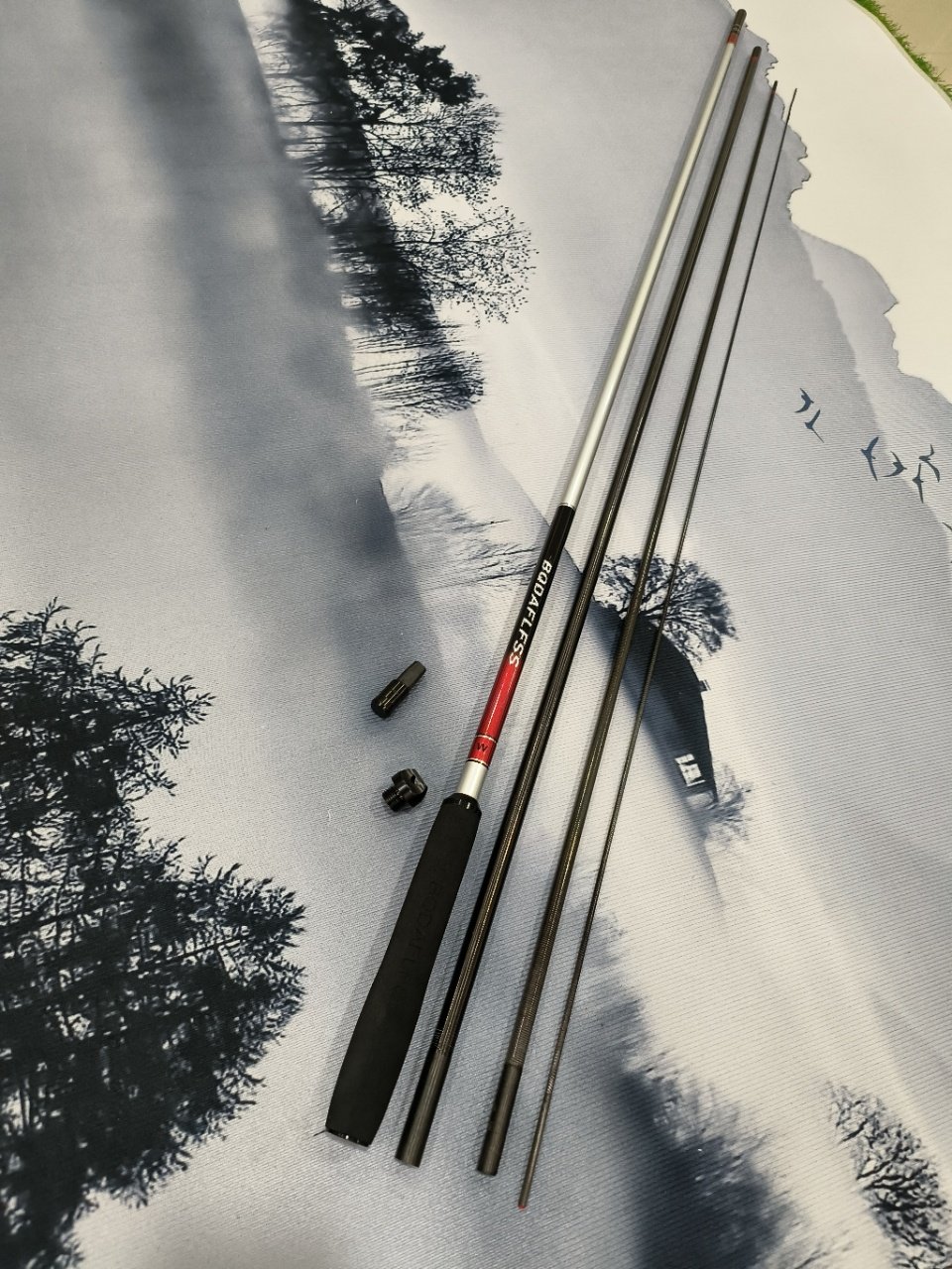 THE NEW BQDAFLFSS 19 IS A HIGH-CARBON, SUPER-LIGHT, COMFY, SMOOTH-FIELD POLE