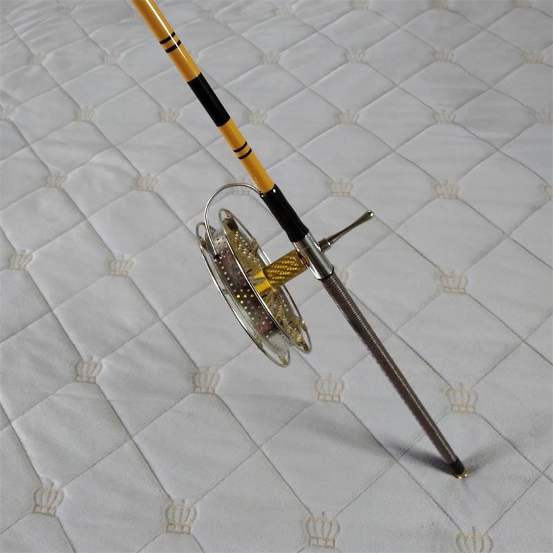 A porcelain conductor full of three-and-a-half-metre super-thirty-seven-moder carbon-condensed fishing pole
