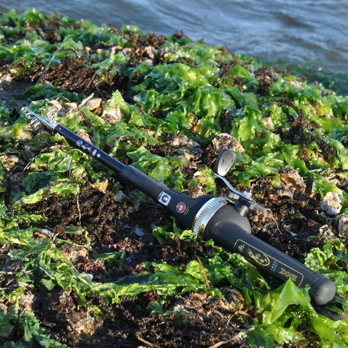 New light-fishers like a full set of high-carbon poles, folding portable poles