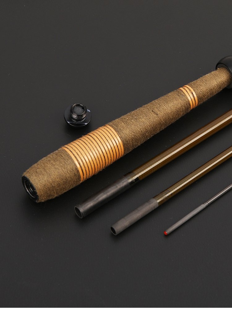 The Bennoshi squirt is 28 to 19 on the super-light, super-hard, high-carbon, and it's a corrosive amber