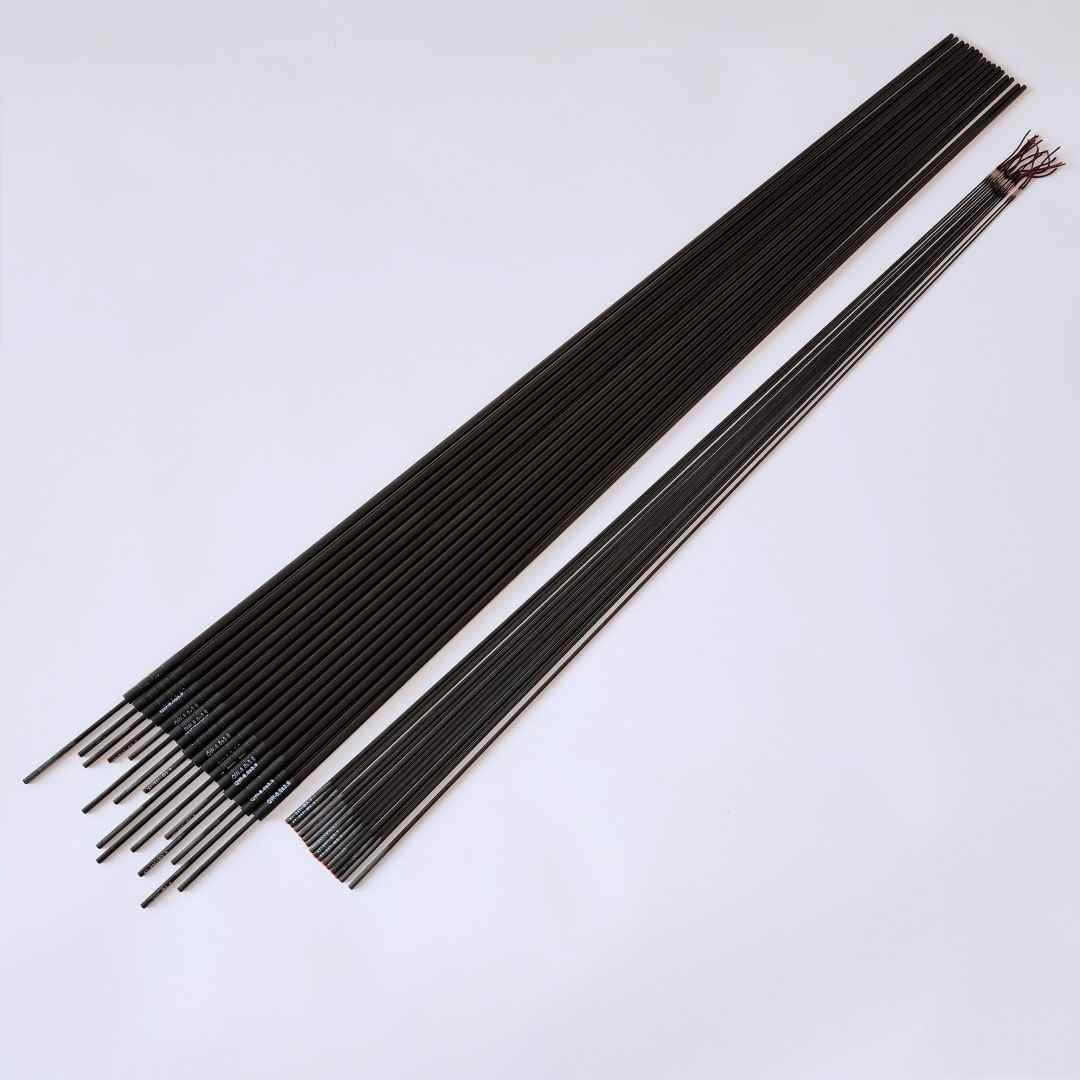 One or two knots of carbon-coated poles and 95 centimetres of high carbon-coated rods