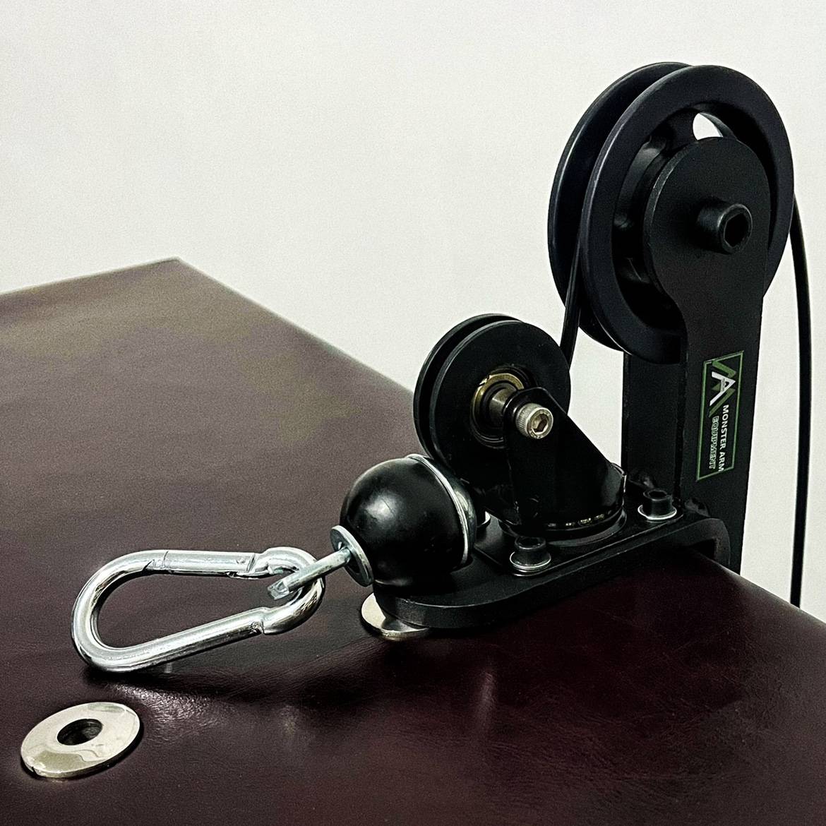 THE WORM WRESTLE LOW ROLLER MINI
