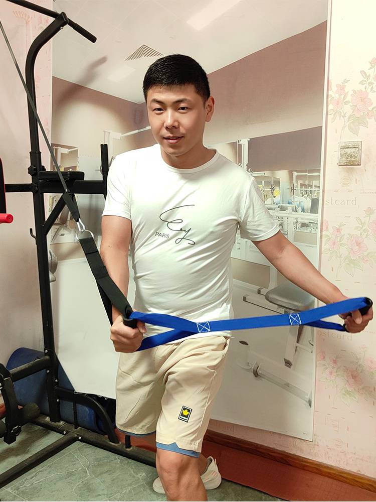 Abdominal artifacts Waist and abdomen muscle training tensilers and rotation to twist waist practice can golf tennis fitness