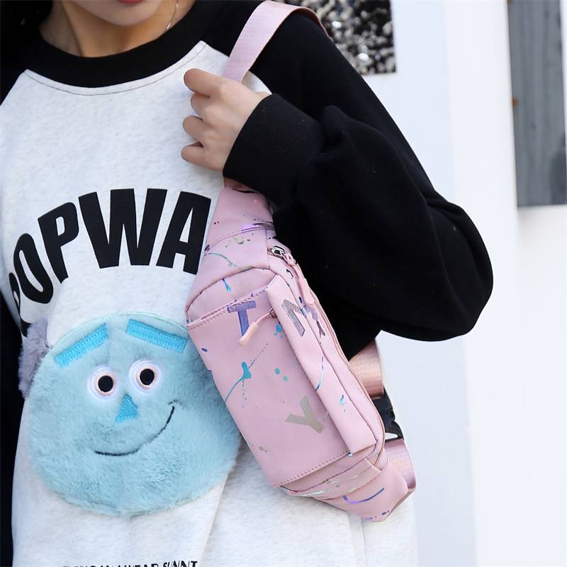 Women's Outdoor Sports Tide Brand Pightns Pack, Running Fitness Mobile Phone Pack, Graffiti INS Fashion Small chest bag