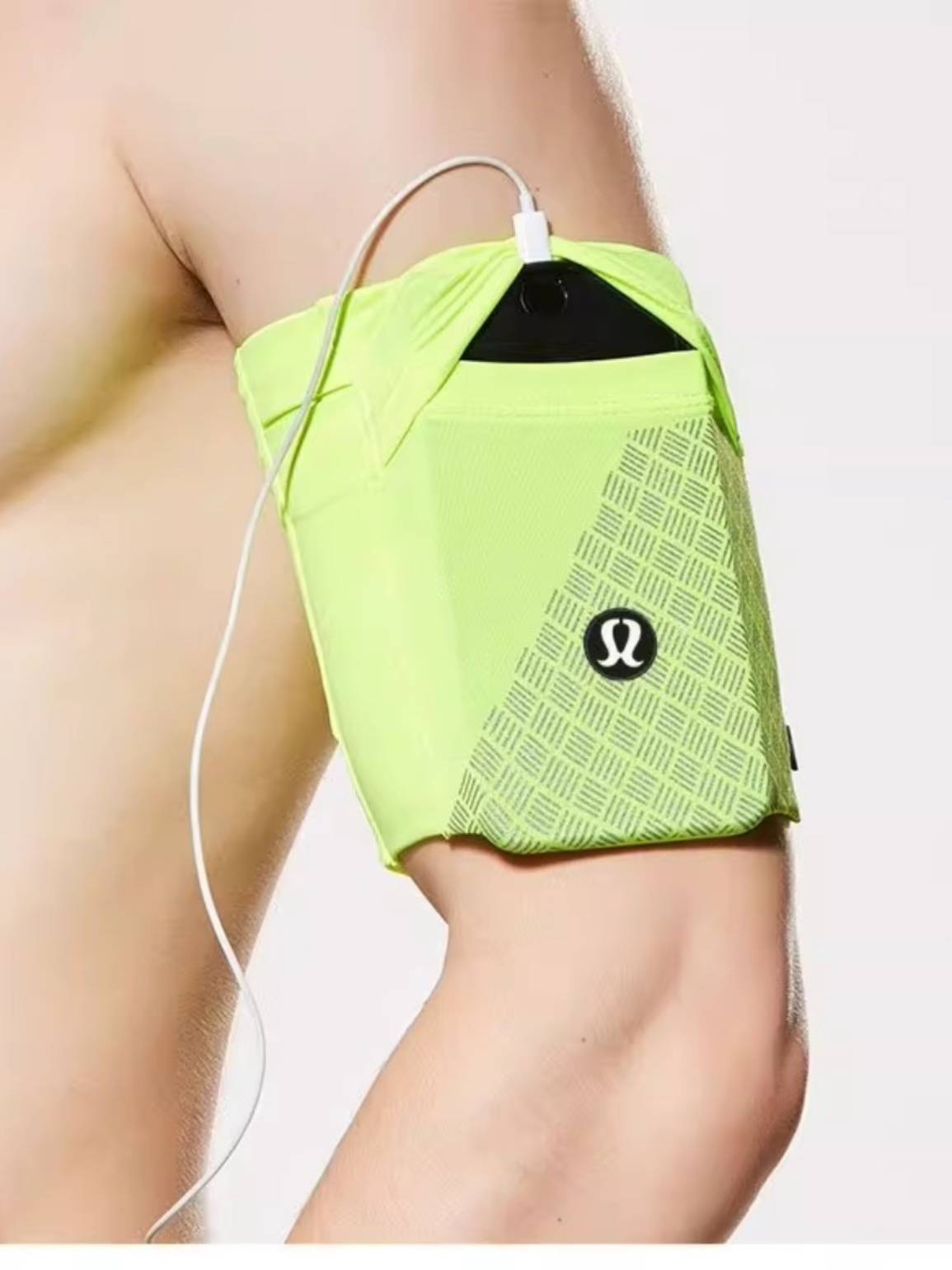 Official genuine Lulu RARA Outdoor Men and Women Running Anti -Slip Mobile Phone Wallbag Elastic Night Light Phone Bag