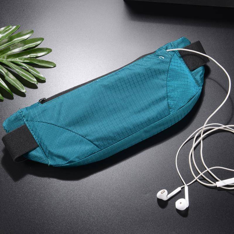 A running waist bag, a men's and women's sports phone, a multi-purpose water-proof marathon kit, with super light, super thin invisibility