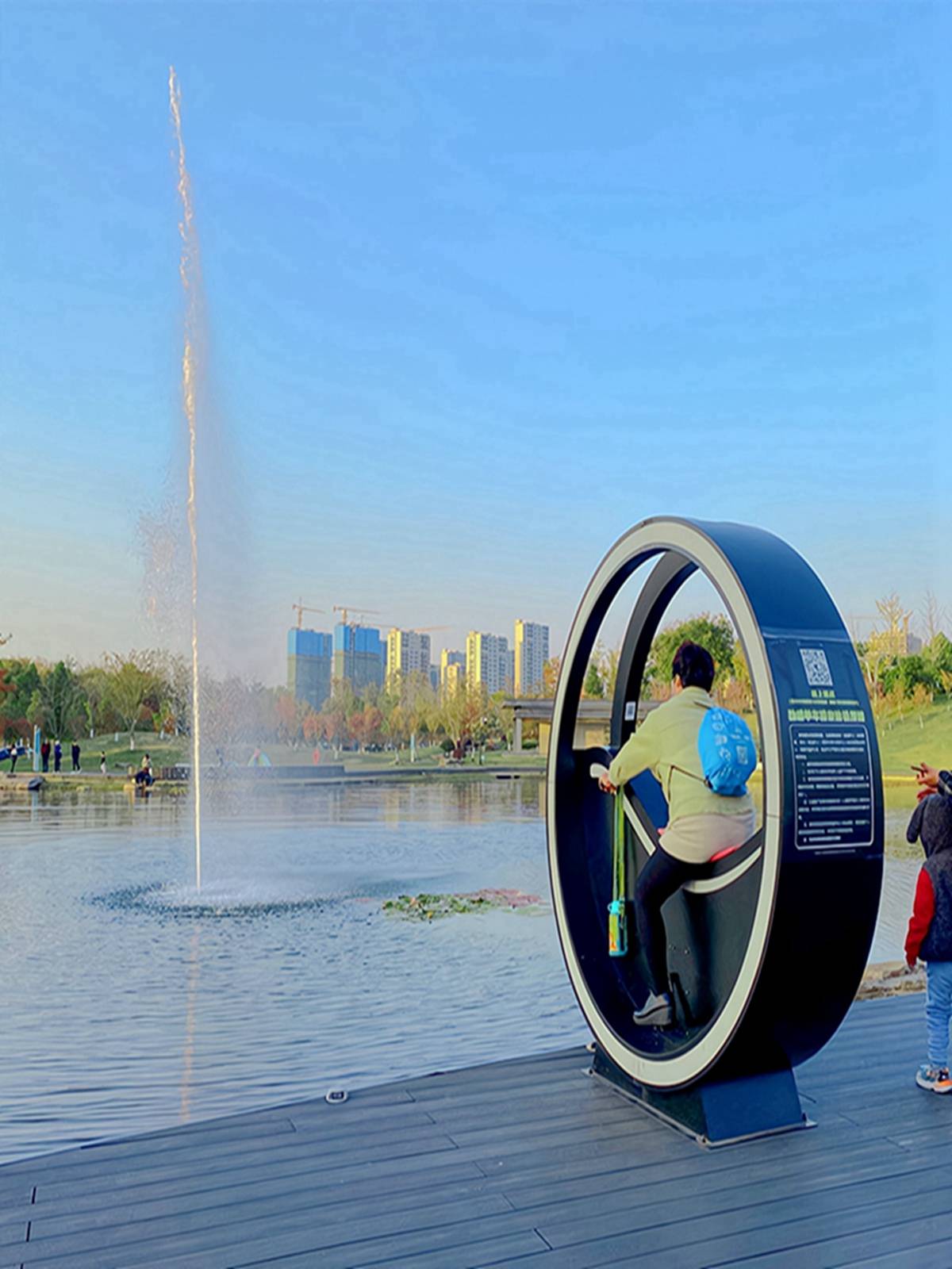 Bicycle Fountain Scenic Area Park Power Generation Bicycle Net Red Pashing Device Outdoor Powerful Amusement Equipment Customization
