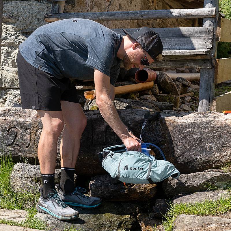 importing german deuter dott run-in-door marathon out-of-house