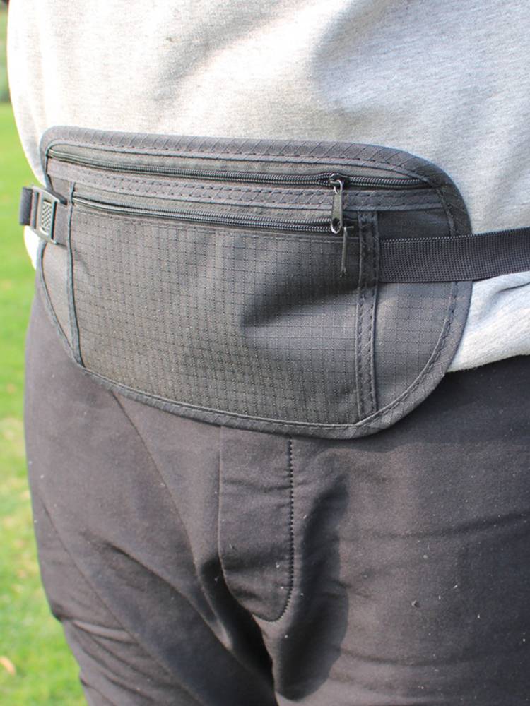 Outdoor running travel ultra -thin close -the -fitting hidden waist certificate package sports waist bag anti -theft passport bag